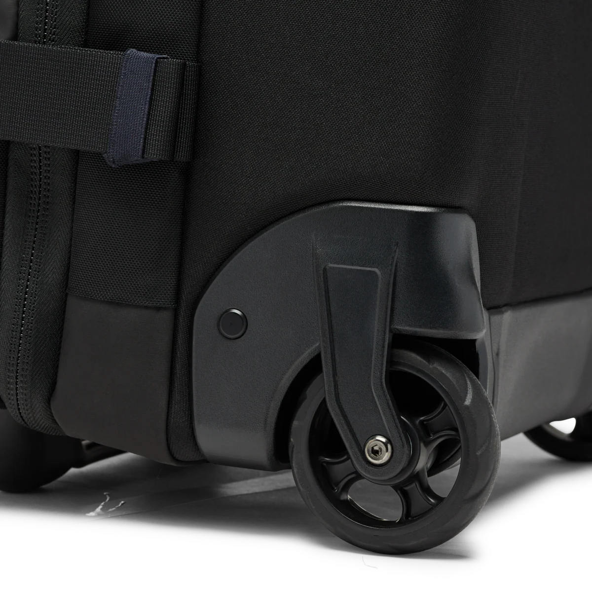 Allpa 38L Roller Bag - Image 6