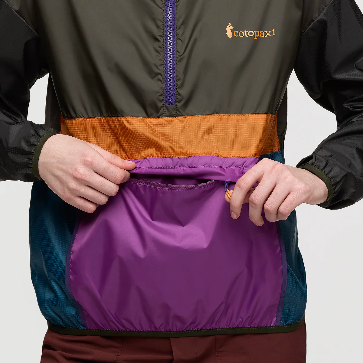 Teca Half-Zip Windbreaker - Women's - Image 4