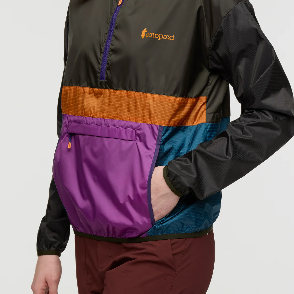 Teca Half-Zip Windbreaker - Women's - Image 5