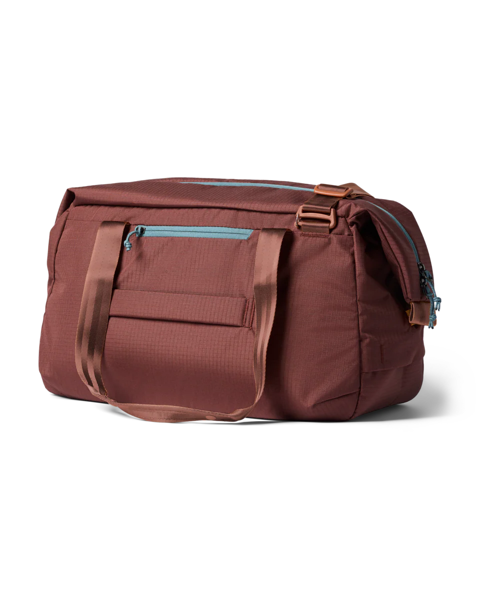 Viaje 35L Travel Duffel - Image 5