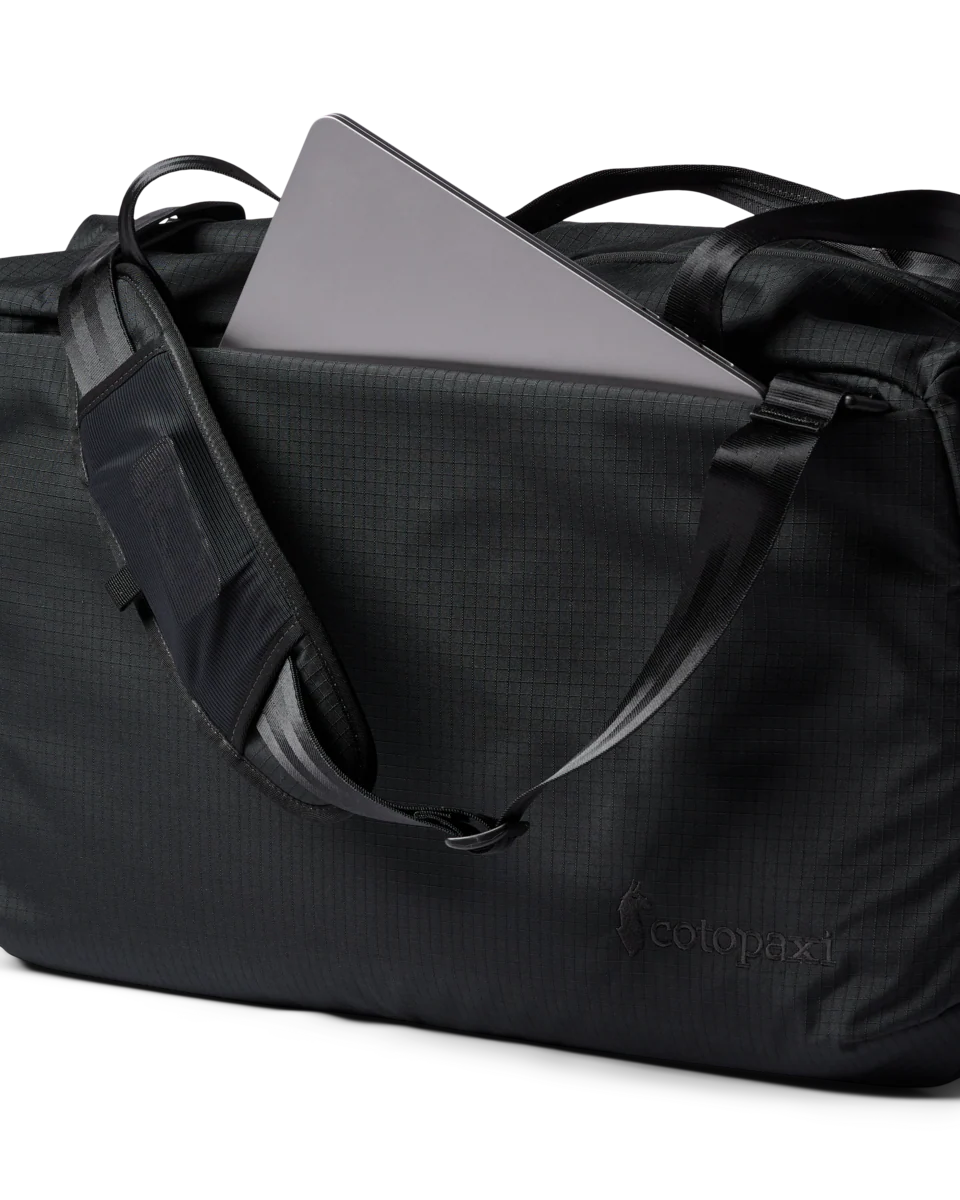 Viaje 45L Travel Duffel - Image 2