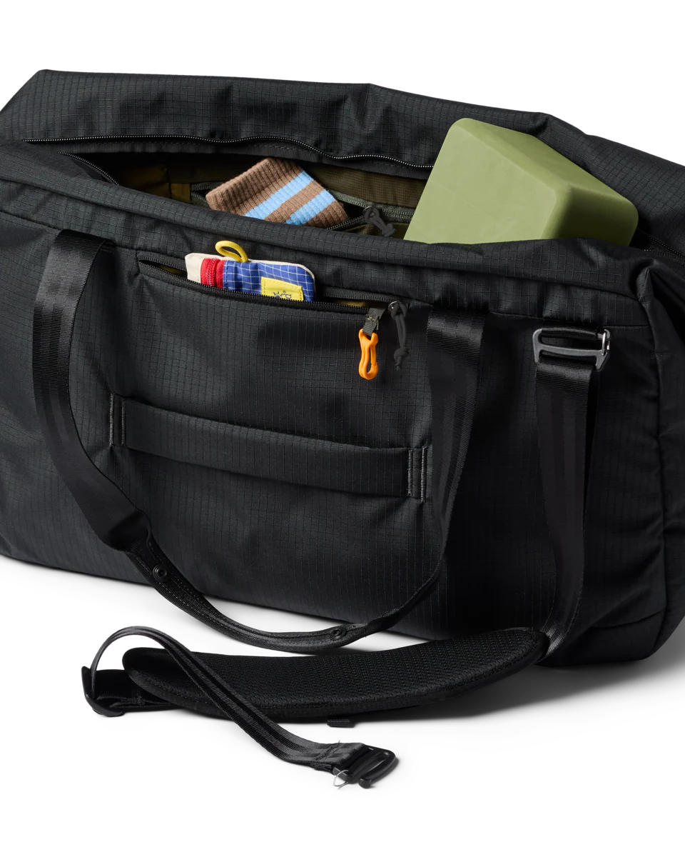 Viaje 45L Travel Duffel - Image 3